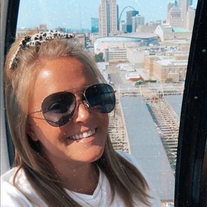 Meet your Posher, Molly